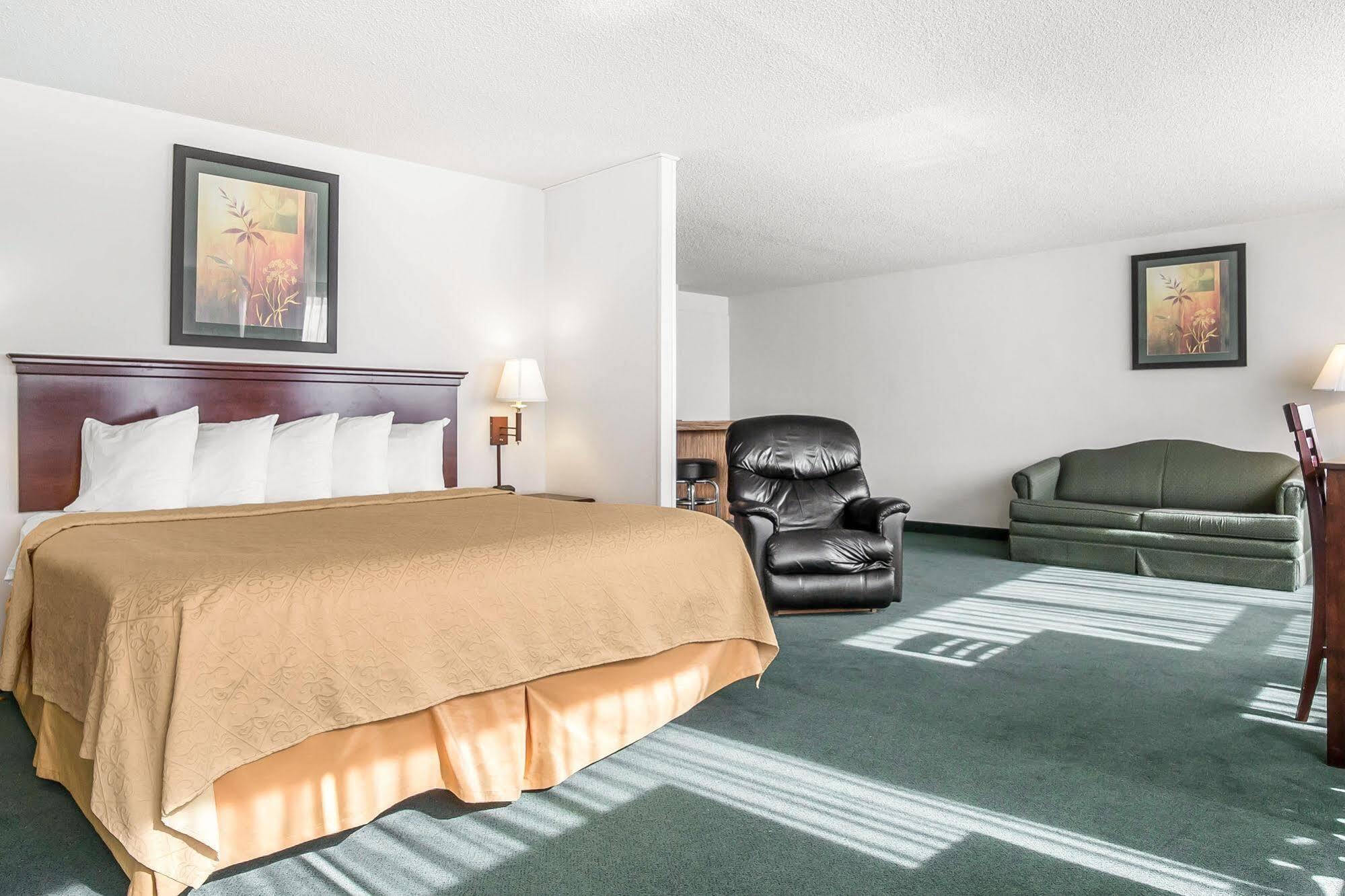Baymont By Wyndham Great Falls City Center Exterior foto